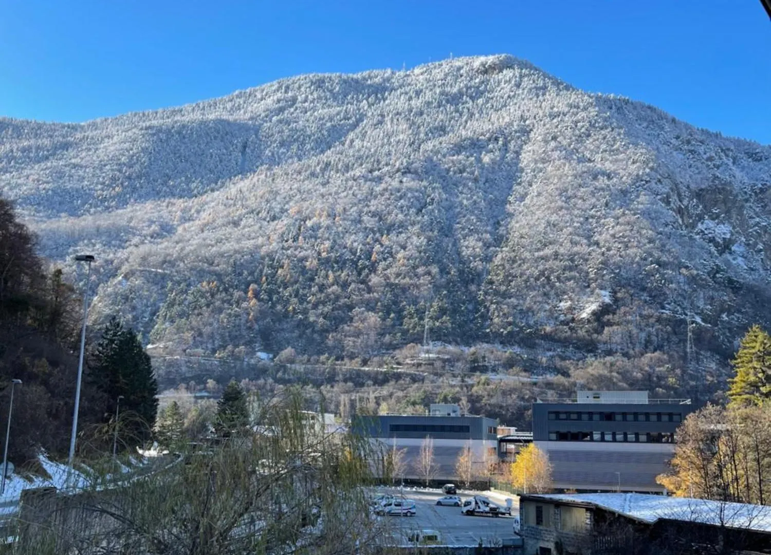 Apartment La Montagnette L Ours T1 Maison En Travaux De 10H A 17H Moutiers